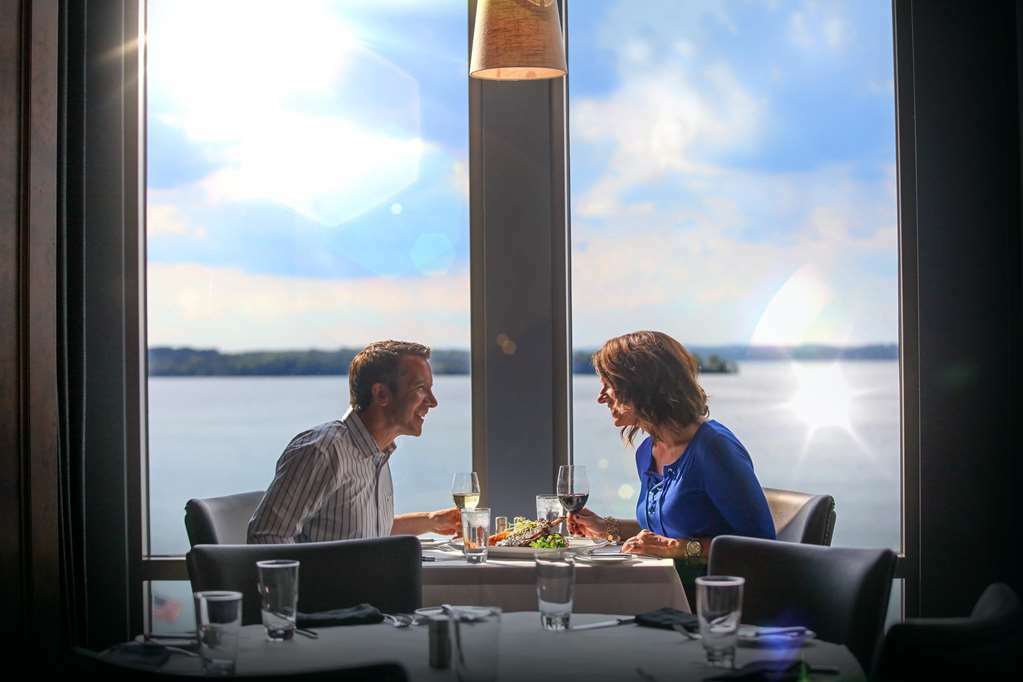 מלון מדיסון The Edgewater מסעדה תמונה